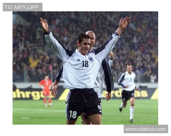 德国足球中场球星的辉煌历程与影响力解析